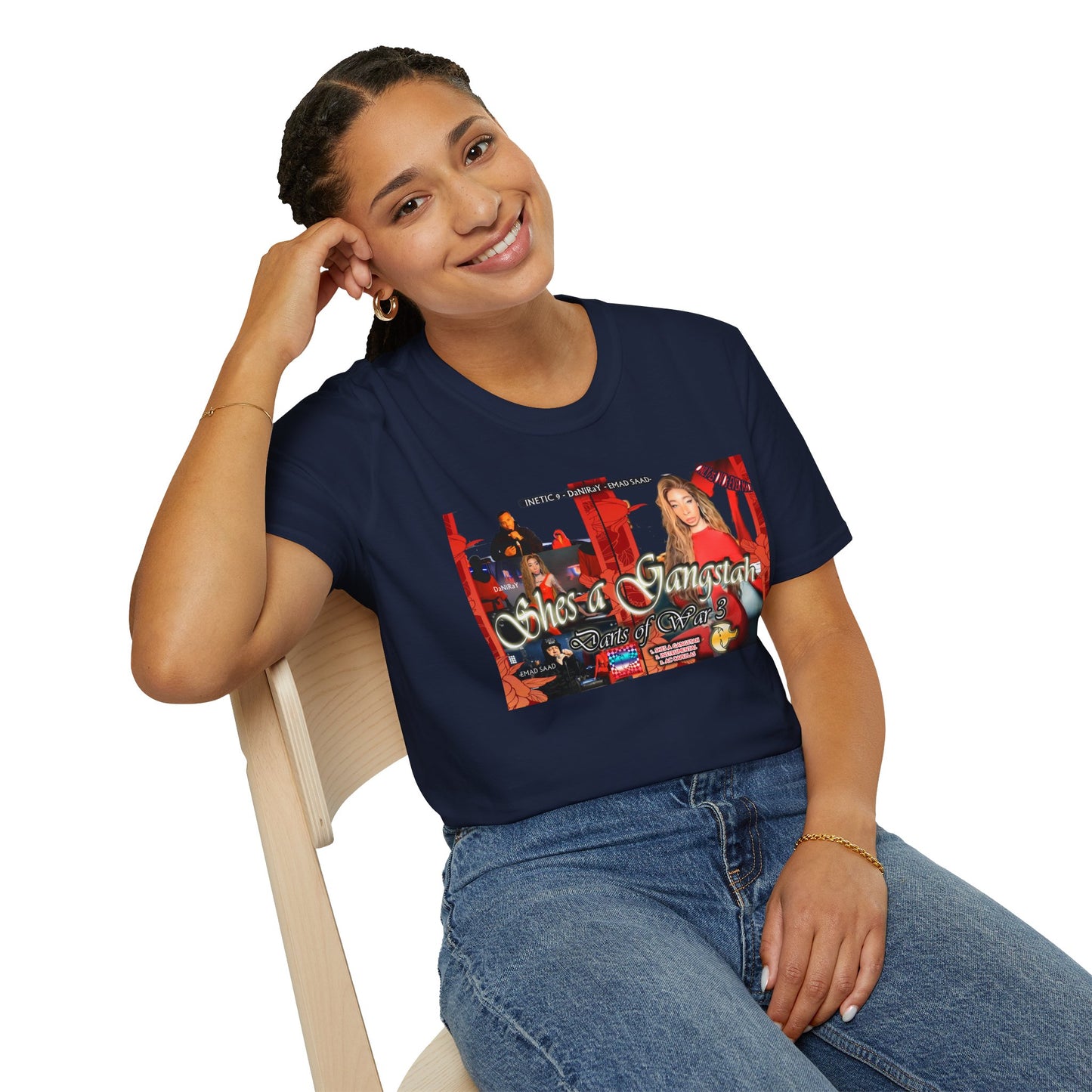 Shes a Gangstah e T-Shirt - Graphic Tee